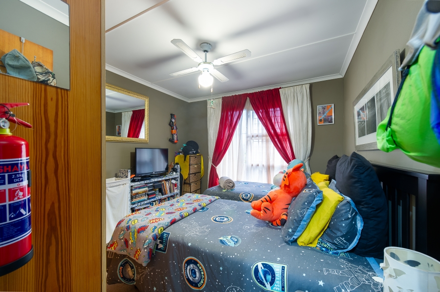 3 Bedroom Property for Sale in Sedgefield Central Western Cape